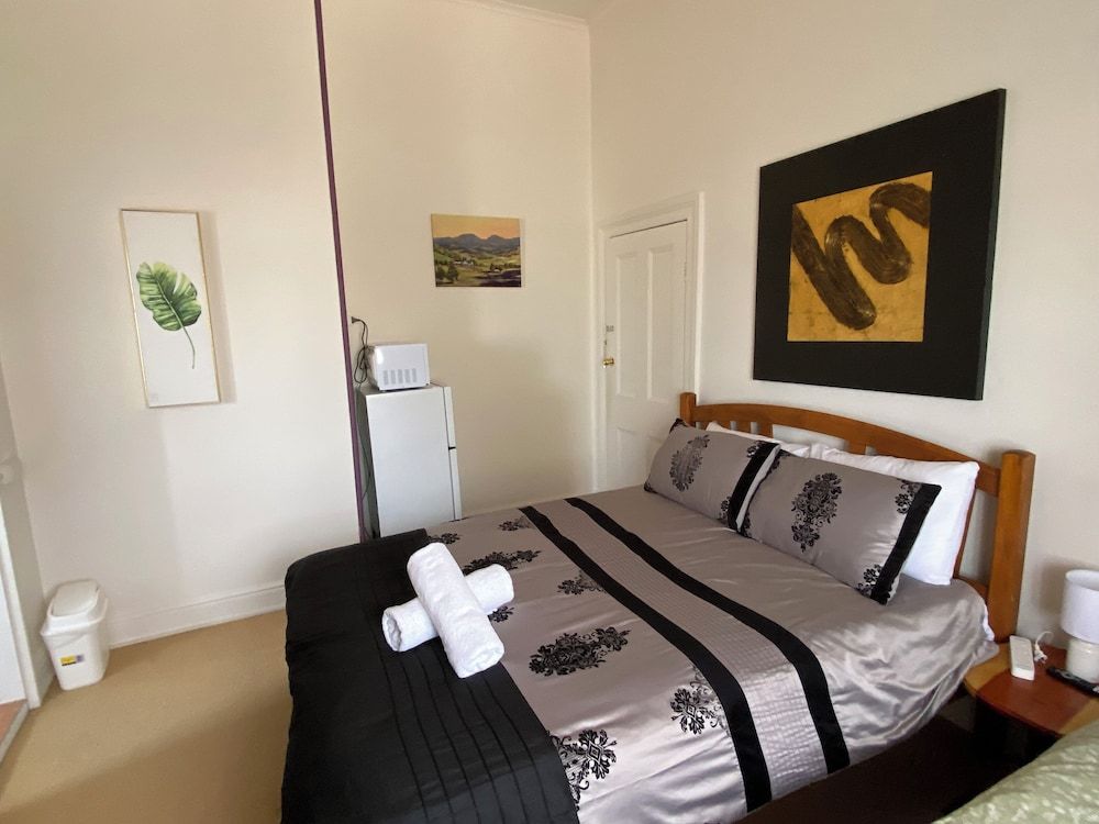 Ellstanmor Guesthouse Cooma Deluxe Triple Room 4