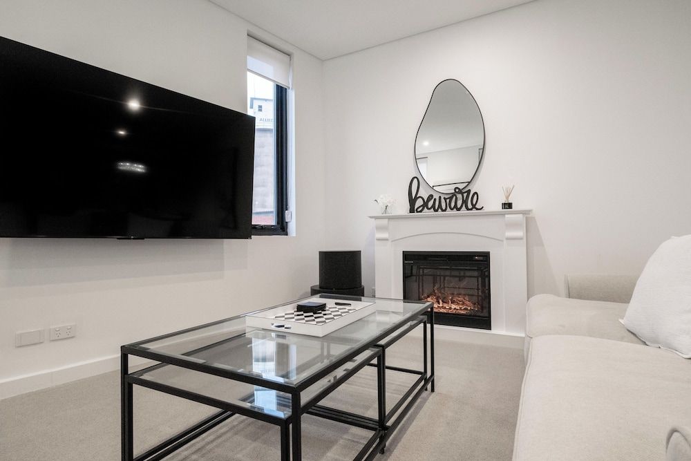 Apartments by the International Apartment, 3 Bedrooms 6