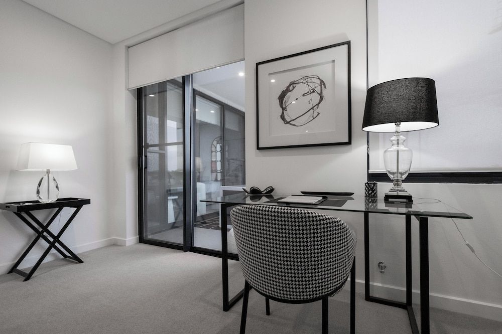 Apartments by the International Apartment, 3 Bedrooms 7