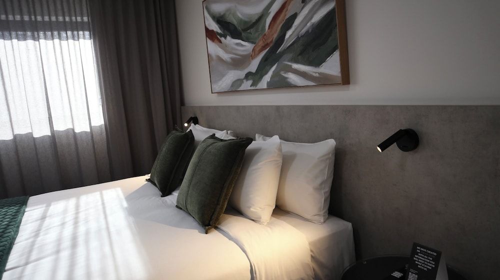 40 on Marshall Street Deluxe Room, 1 King Bed, Non Smoking 2