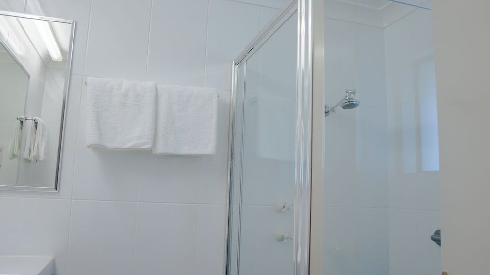 The Palms Dubbo King Deluxe 6