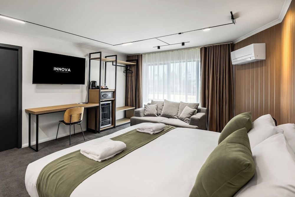Innova Motel Warrnambool Premium King and Single 3