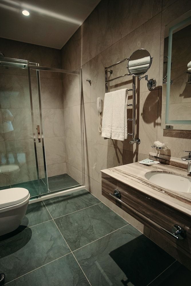 Hill Chalet Hotel & Resort Standard Double or Twin Room, Mountain View 4