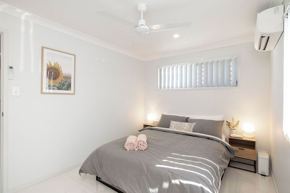 Smart Suites Self Check-in Apartments - 14A Freney Deluxe Apartment, 1 Queen Bed, Non Smoking, Kitchen