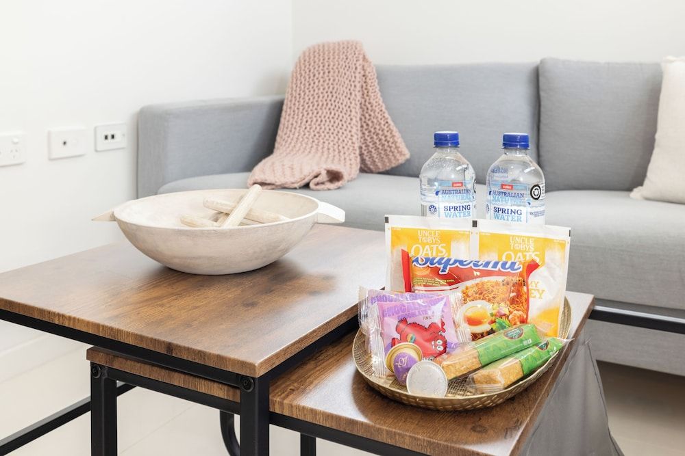 Smart Suites Self Check-in Apartments - 14A Freney Superior Apartment, 1 Queen Bed, Non Smoking, Kitchen 5