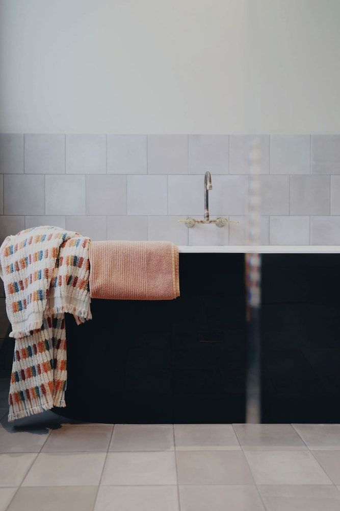 Stony Rise Lodge Deluxe Suite, Park View 3