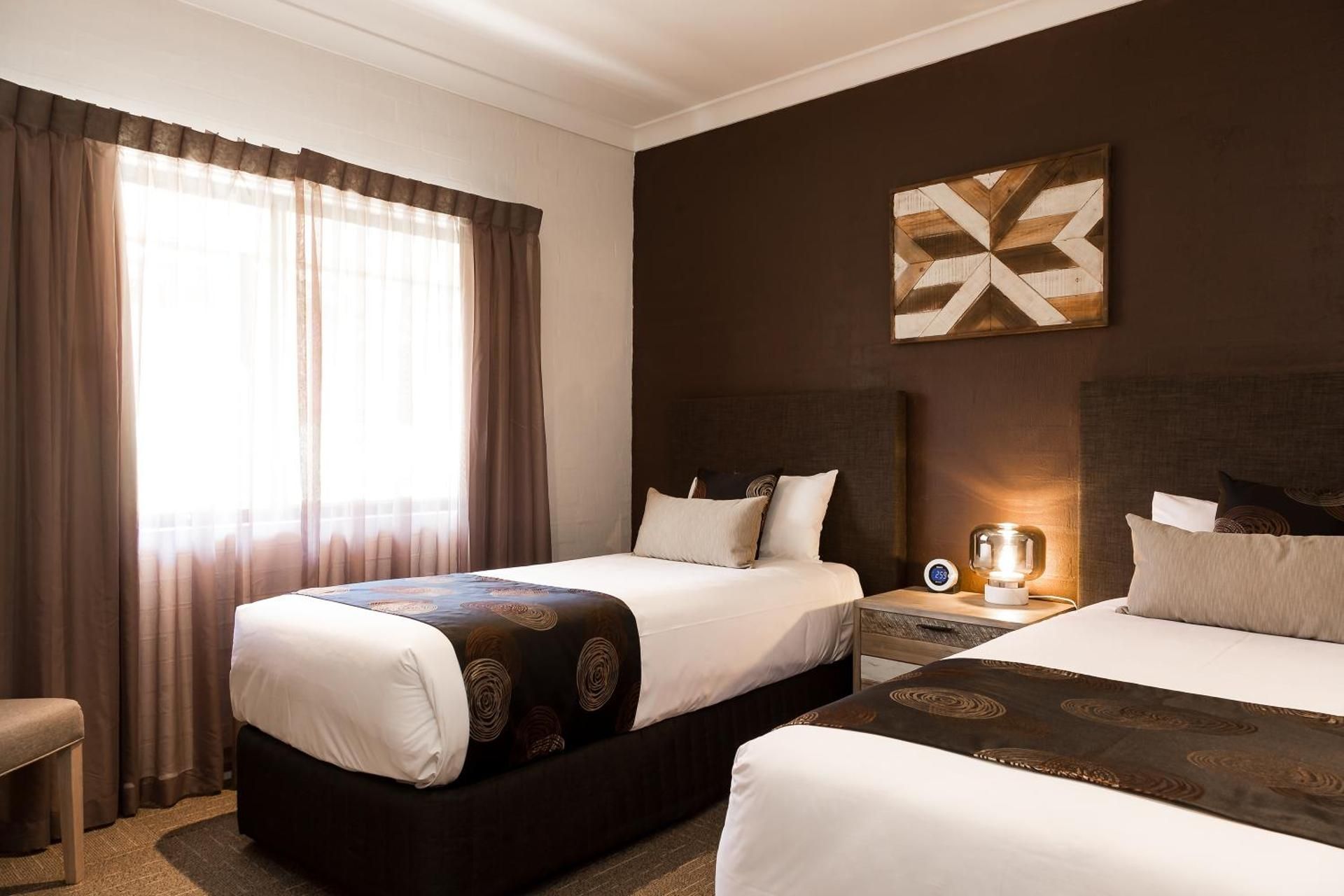 Two-Bedroom Apartment with Spa Bath