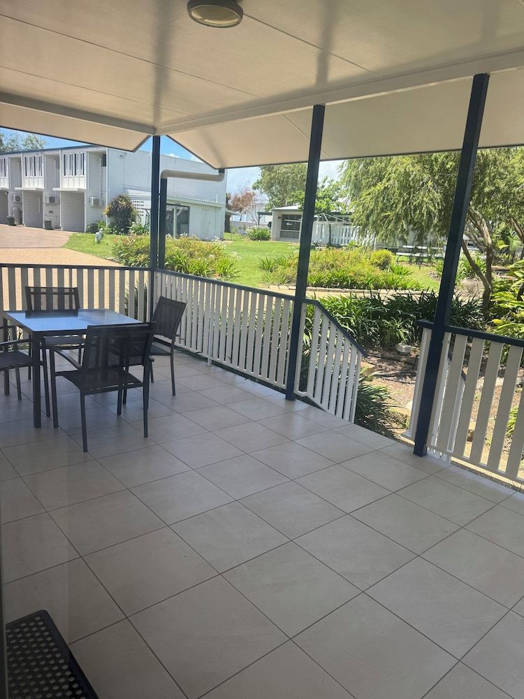 QCWA Kissing Point Units Comfort Apartment, Garden View 2