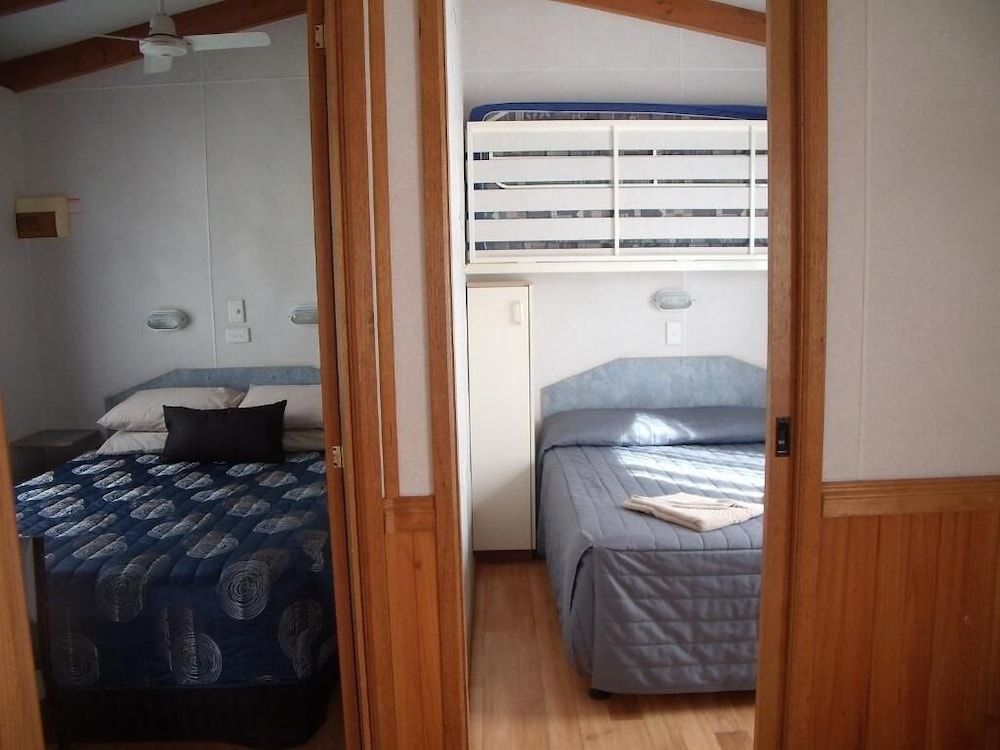 Deluxe Cabin, Garden View
