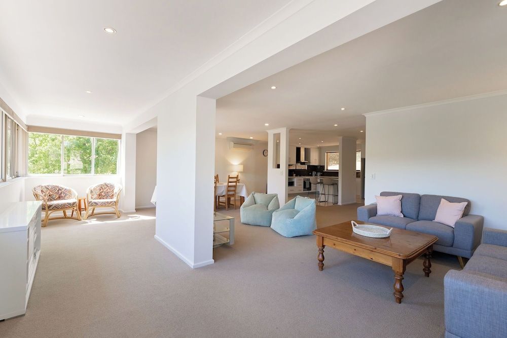 Mount Lofty Golf Course Family House 5