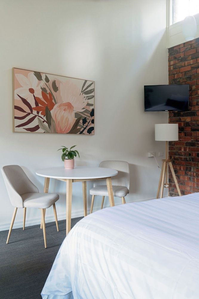 Mount Lofty Golf Course Comfort Room, Golf View