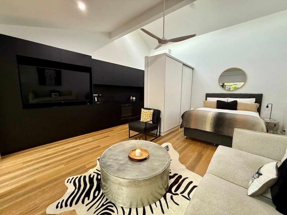 Nautilus Beach Resort by Charlesworth Executive Studio Suite 2