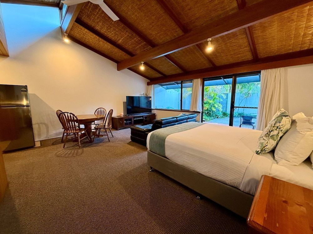 Nautilus Beach Resort by Charlesworth