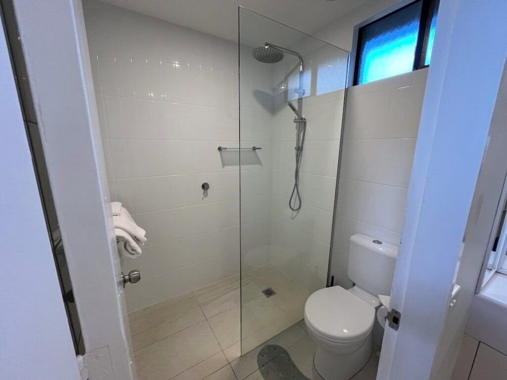 Nautilus Beach Resort by Charlesworth Studio 8