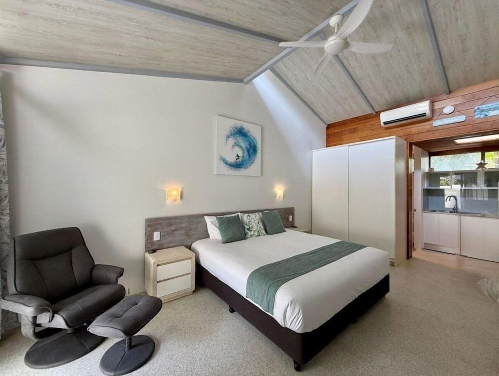 Nautilus Beach Resort by Charlesworth Studio 5