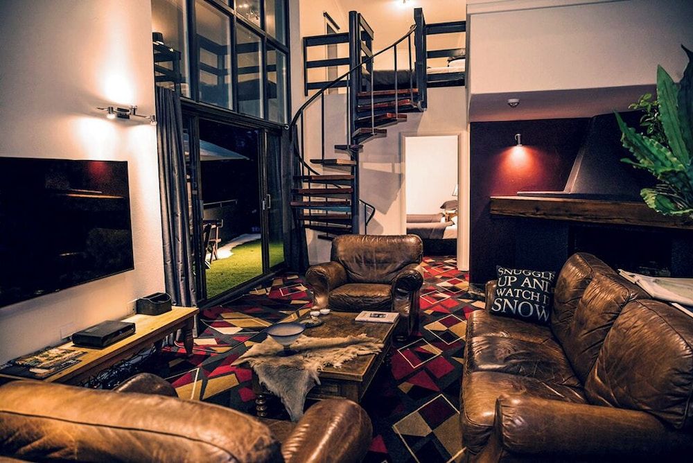 Bernti's Mountain Inn Luxury Suite 9