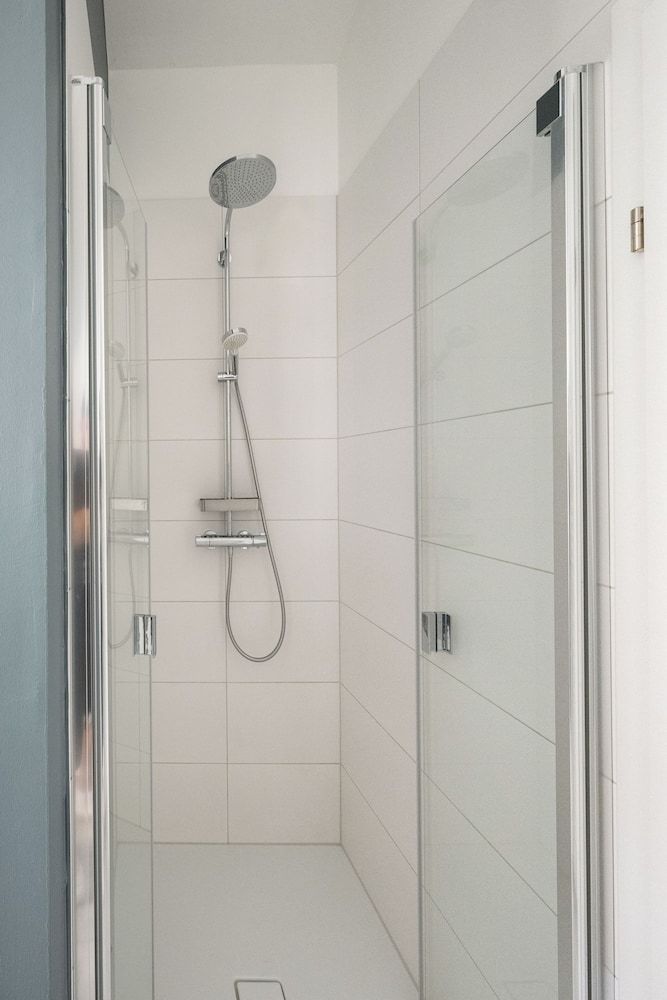 Roksoxhome Designer Boutique Apartment Deluxe Apartment, Balcony, Courtyard View 5