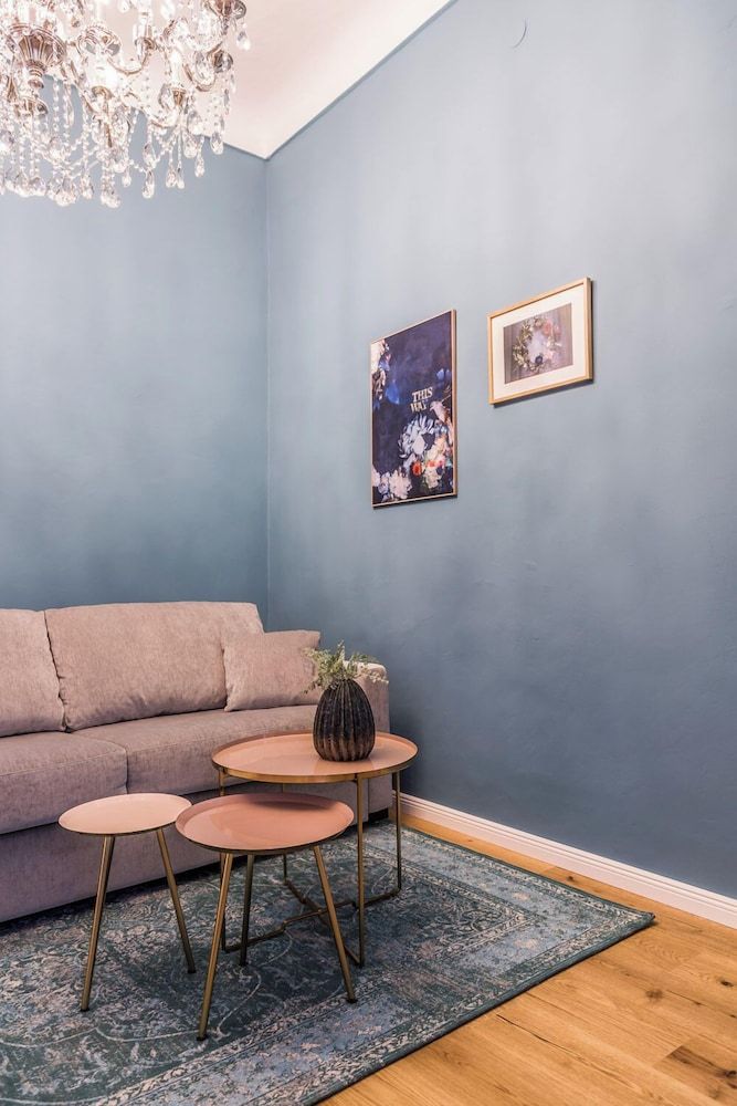 Roksoxhome Designer Boutique Apartment Deluxe Apartment, Balcony, Courtyard View 7