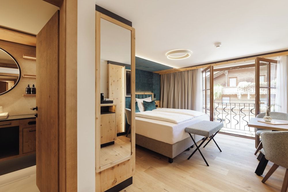 Traditional Apartment, 2 Bedrooms, Balcony