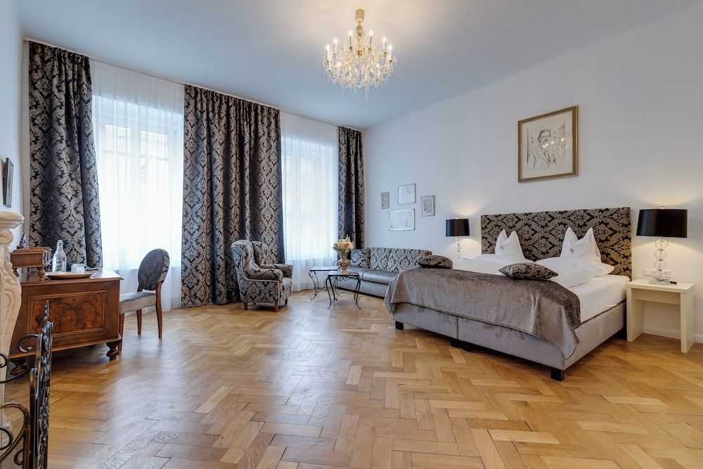 Boutique Hotel Goldenes Lamm Junior Studio Suite, City View 2