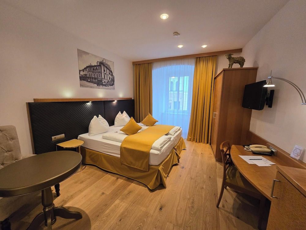Premium Double Room, City View