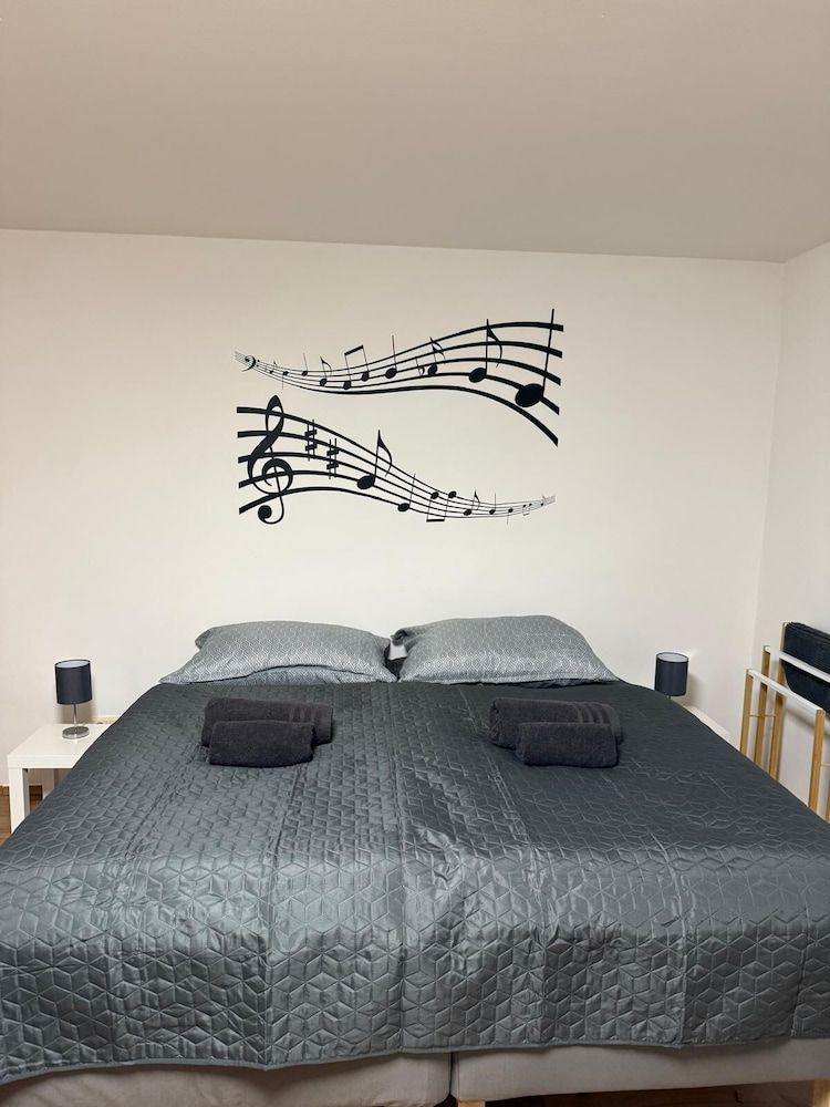 Comfort Apartment, 3 Twin Beds, Kitchen, Garden View