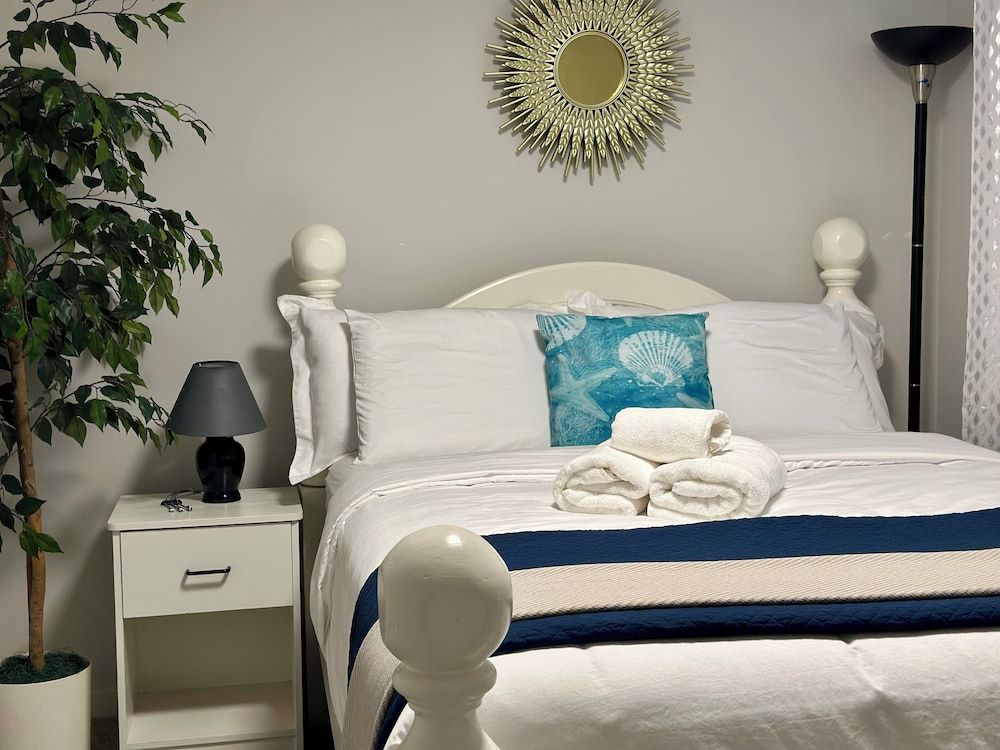 Global Family Canada Suite, 1 Bedroom, Non Smoking, Garden View 13