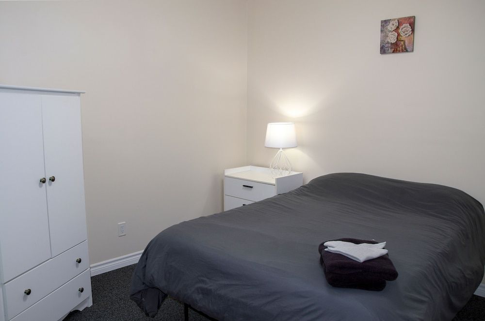 Prospectors Inn Basic Suite 3