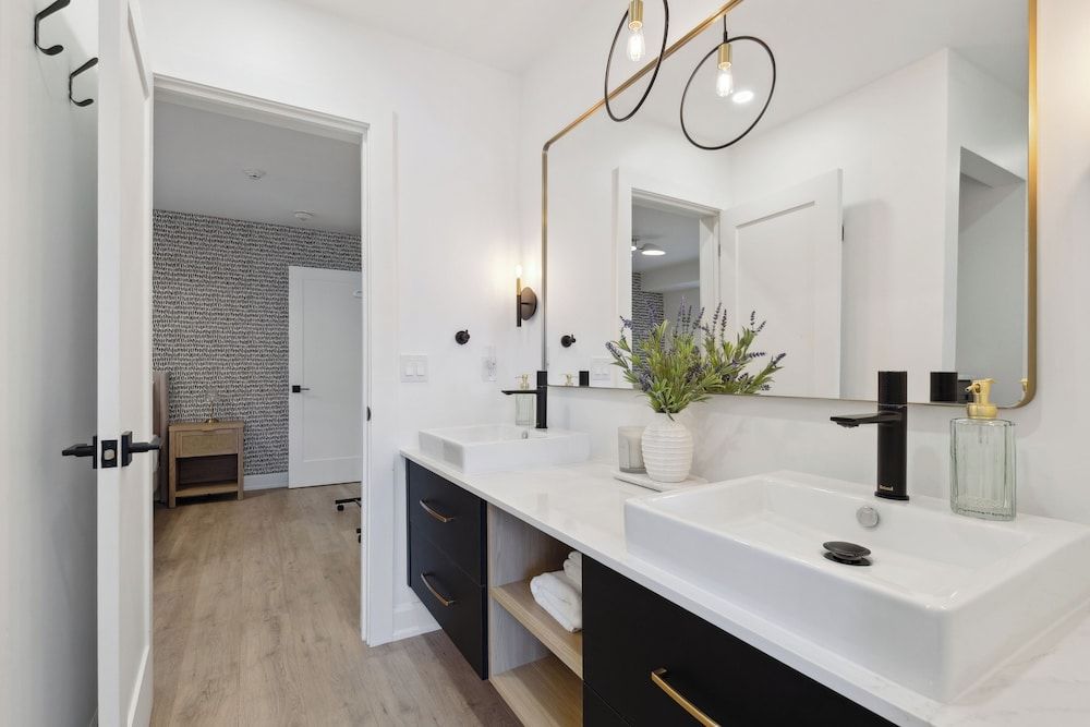 Downtown Collingwood Condos Premium Condo 11