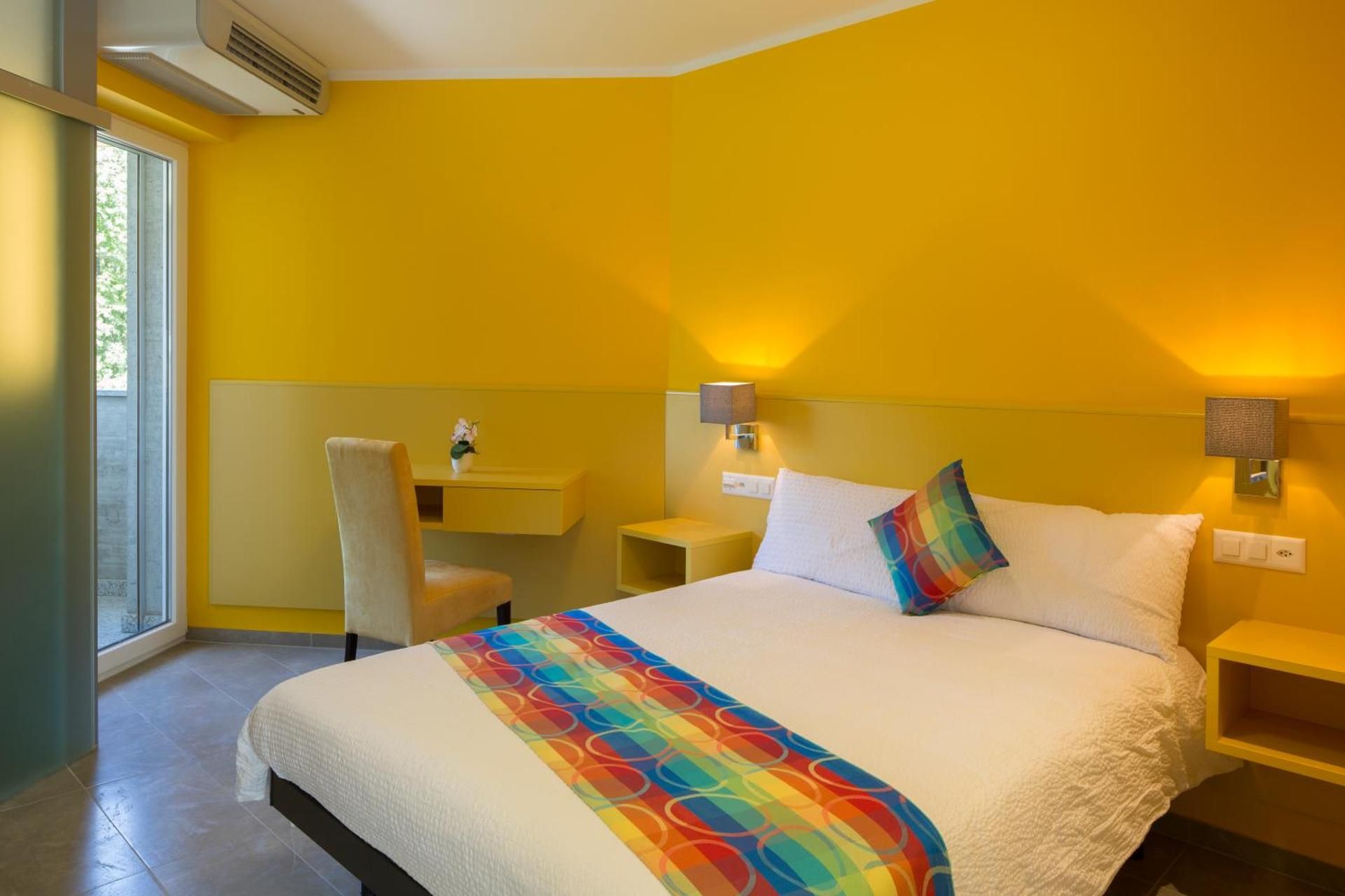 Classic Single Room with Balcony