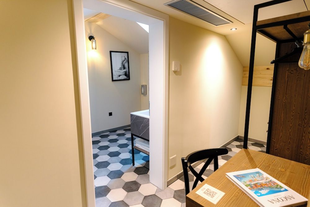 Seven Town House Boutique Hotel Suite 6