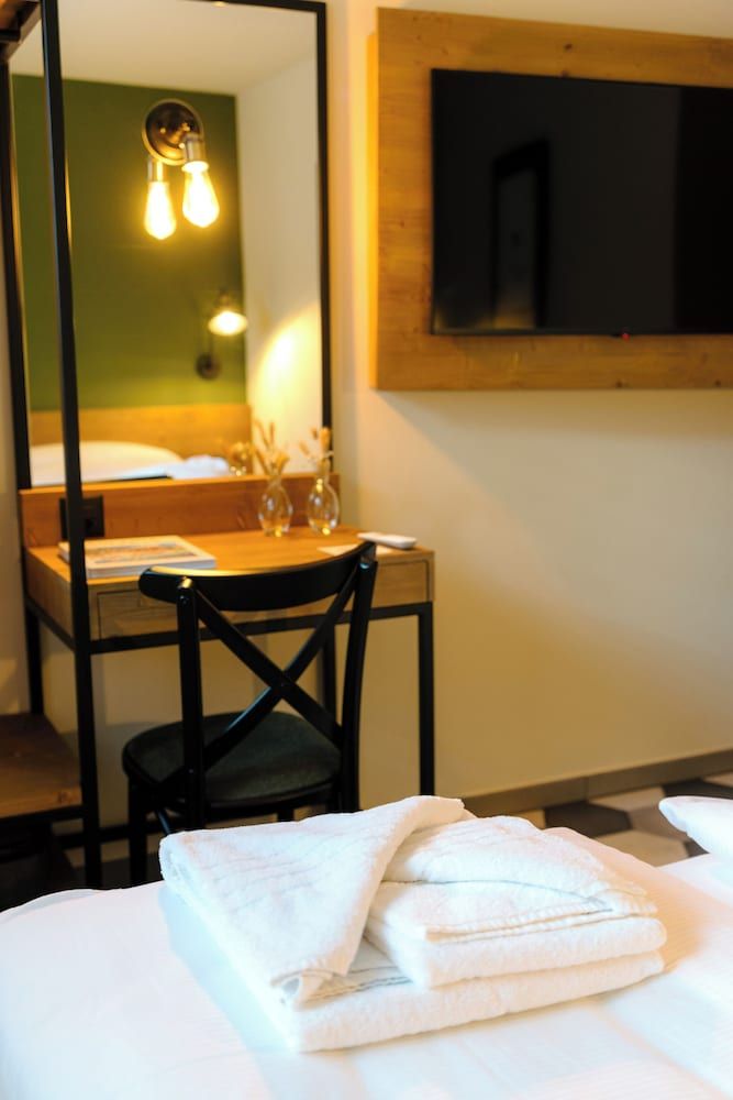 Seven Town House Boutique Hotel Standard Double or Twin Room 5