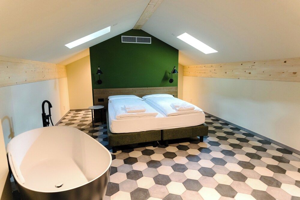 Seven Town House Boutique Hotel Suite 2