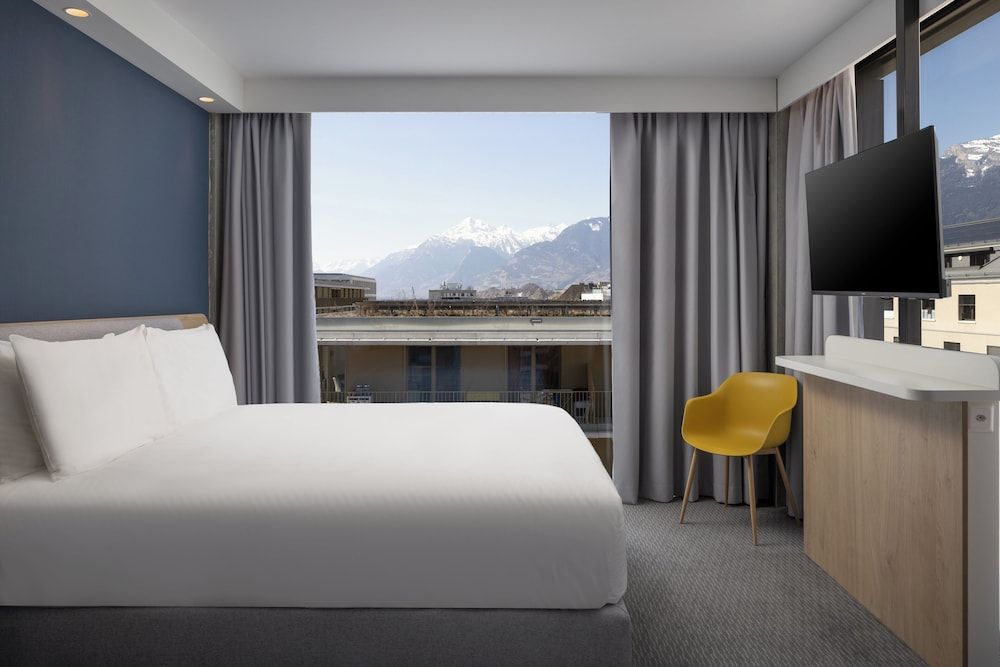 Holiday Inn Express & Suites Sion by IHG Standard Room, Multiple Beds 2