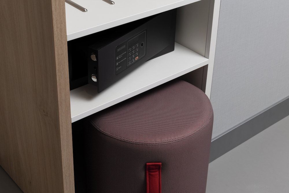 Holiday Inn Express & Suites Sion by IHG Standard Room, 1 Queen Bed, Mountain View 10