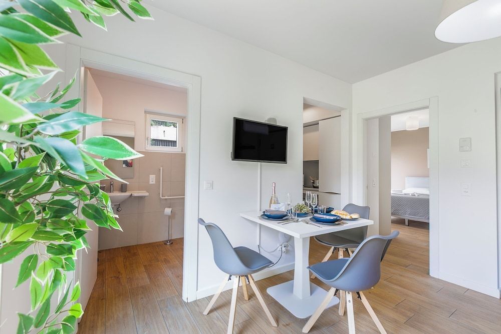 Viganello Modern Apartments Standard Apartment, Multiple Bedrooms (Modern Viganello- San Salvatore) 5