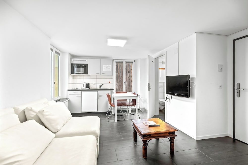 Aparthotel Hine Adon Fribourg City Studio Suite 5