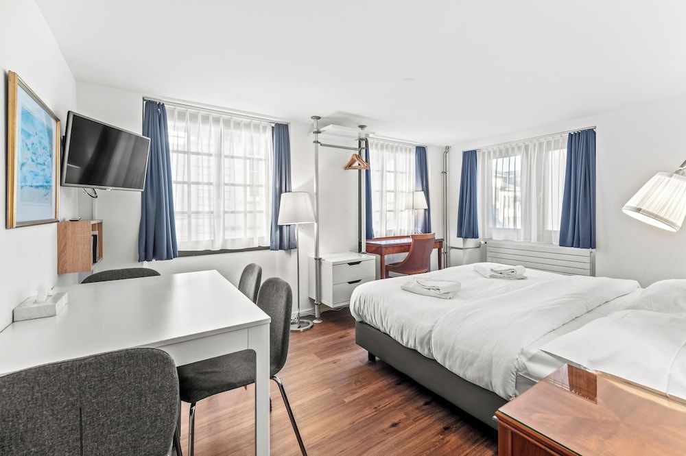 Aparthotel Hine Adon Fribourg City Superior Apartment 3