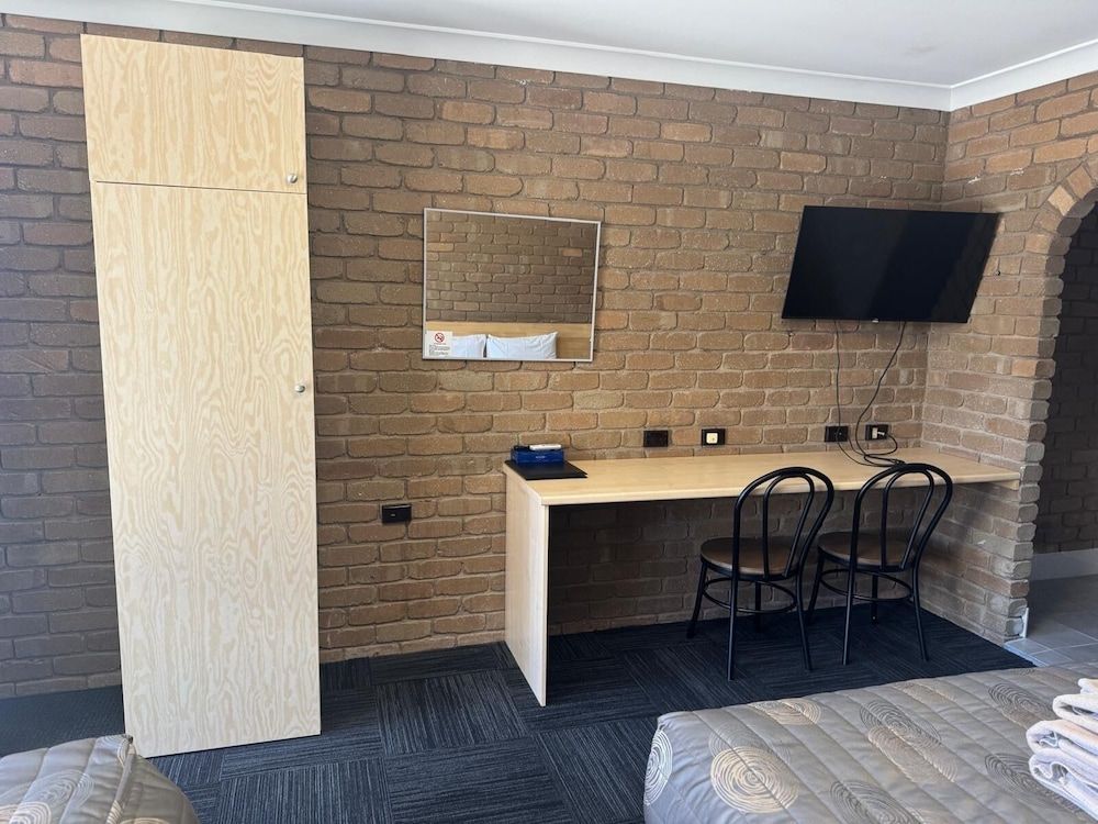 Standard Twin Room, Kitchenette (TWIN ROOM - NO PETS)