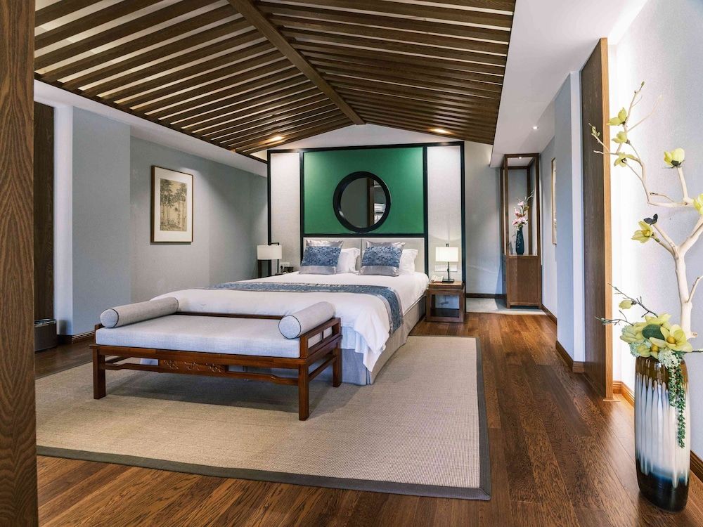 Southeast Asian Style Suite
