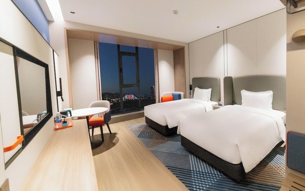 Holiday Inn Express Liaocheng Etdz by IHG 2 Double Standard City View 3