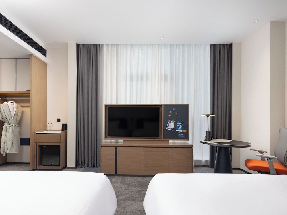 Hampton by Hilton Dongguan Liaobu Songshan Lake Avenue Luxury Double Room, 1 Bedroom, Non Smoking, City View 2