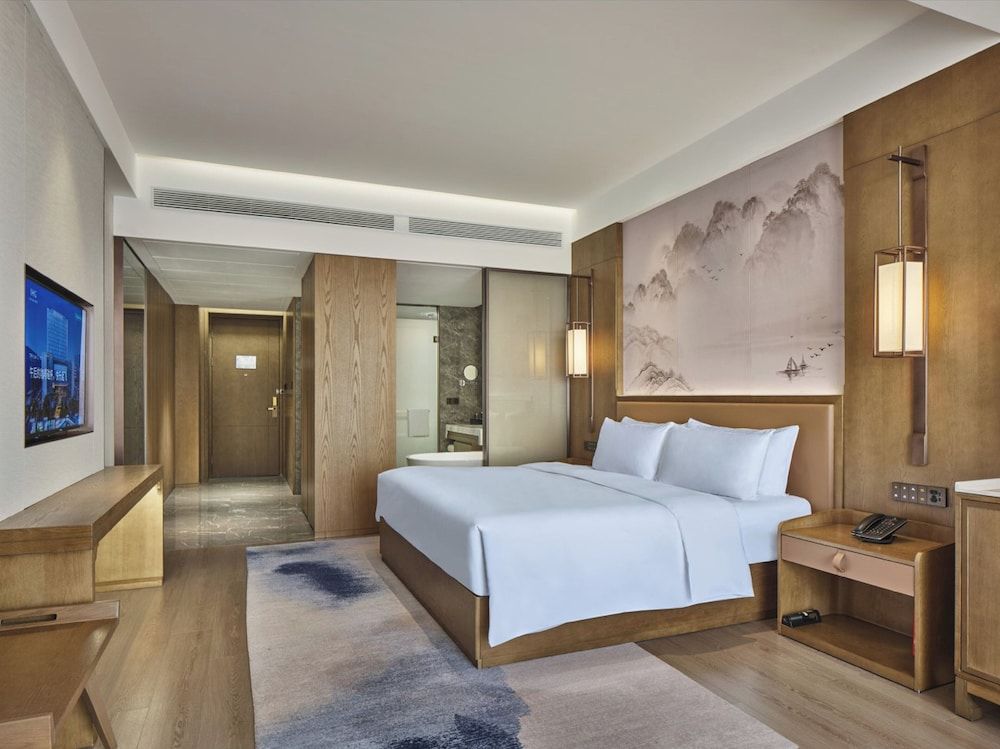 Premium Room, 1 King Bed