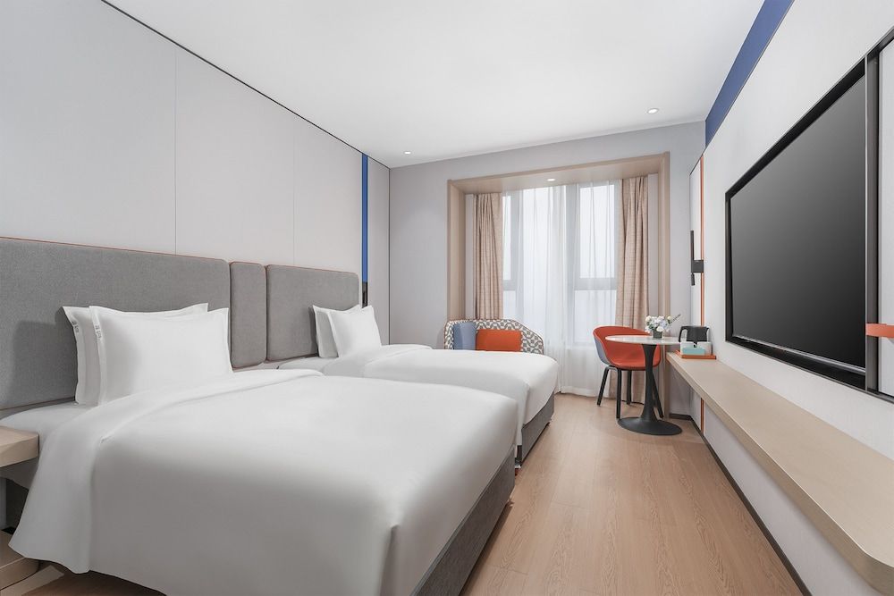 Holiday Inn Express Changsha Yuhua by IHG Standard Room 3