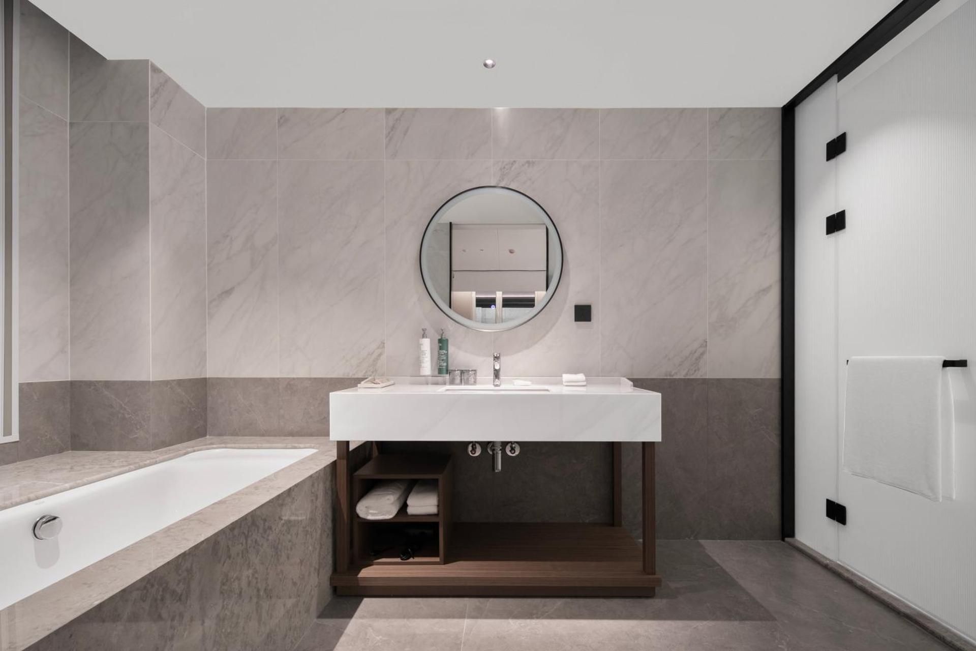 King Premium Room With Sofa Bed