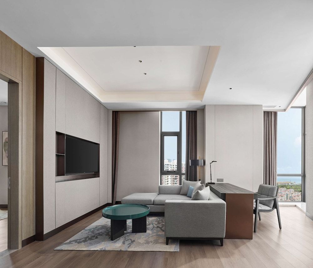 Doubletree By Hilton Yantai Golden Coast Hotel & Suites Premium Suite, 1 King Bed, Sea View 6