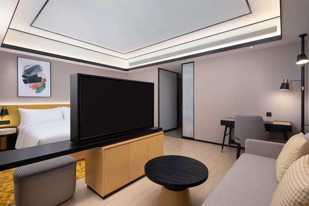 Hilton Garden Inn Hulunbuir Hailar Deluxe Room, 1 King Bed 4