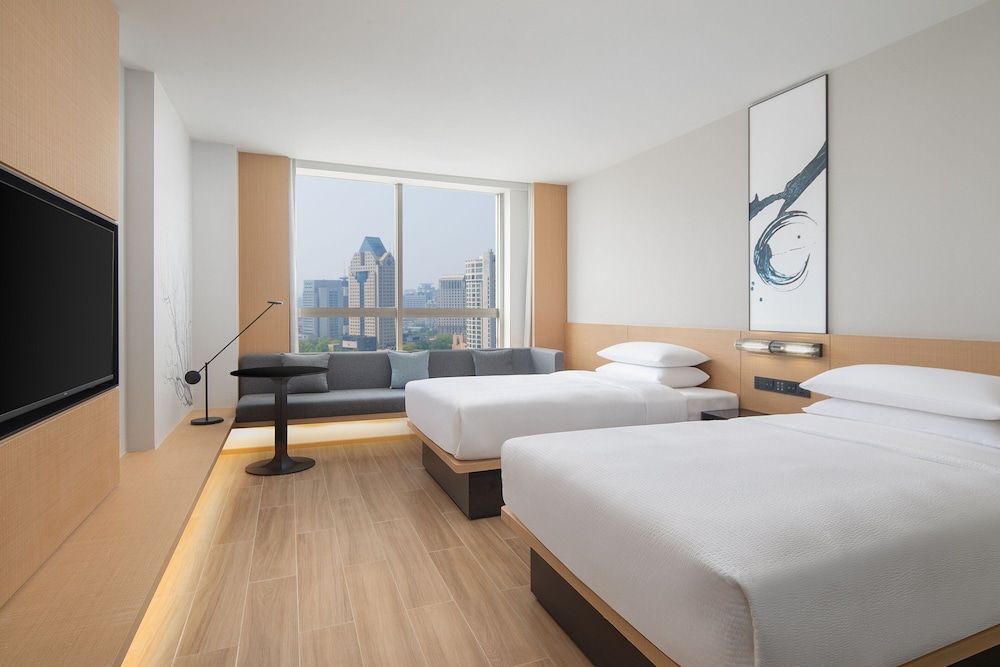 Room, 2 Double Beds, City View
