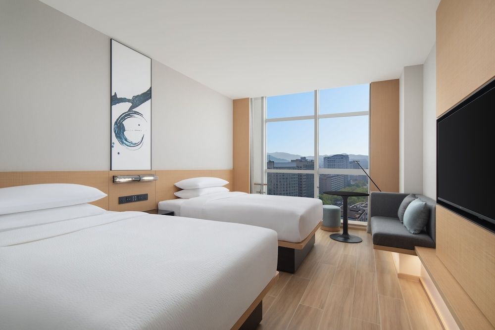 Standard Room, 2 Double Beds, City View