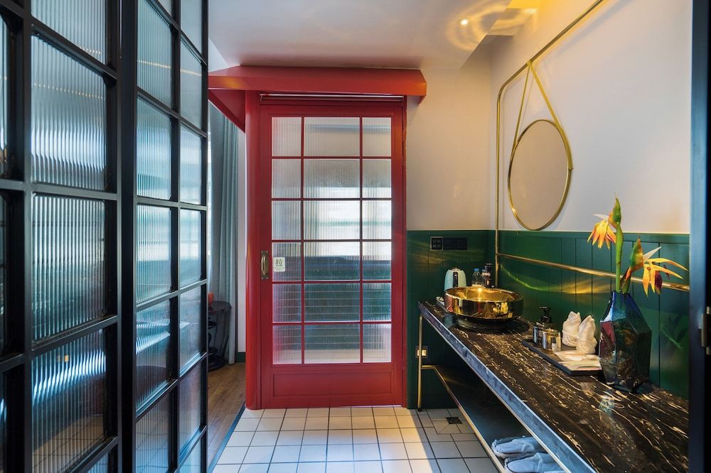 Zheda Yuanzheng Lanshe Hotel Premier Room, City View 7